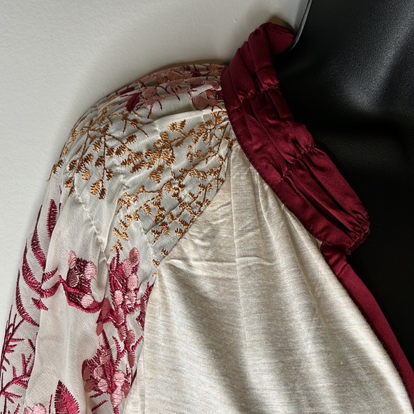 COPY - Boho Balloon Embroidered Sleeve Tunic Top - Picture 4 of 7